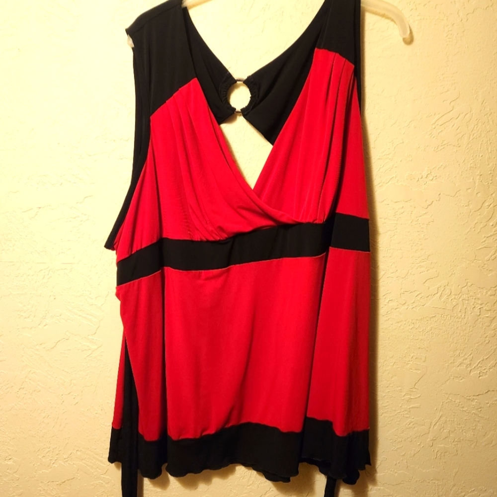 Sleeveless blouse